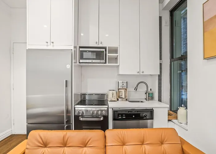 Modern 3Bd 1 Bath City Escape
